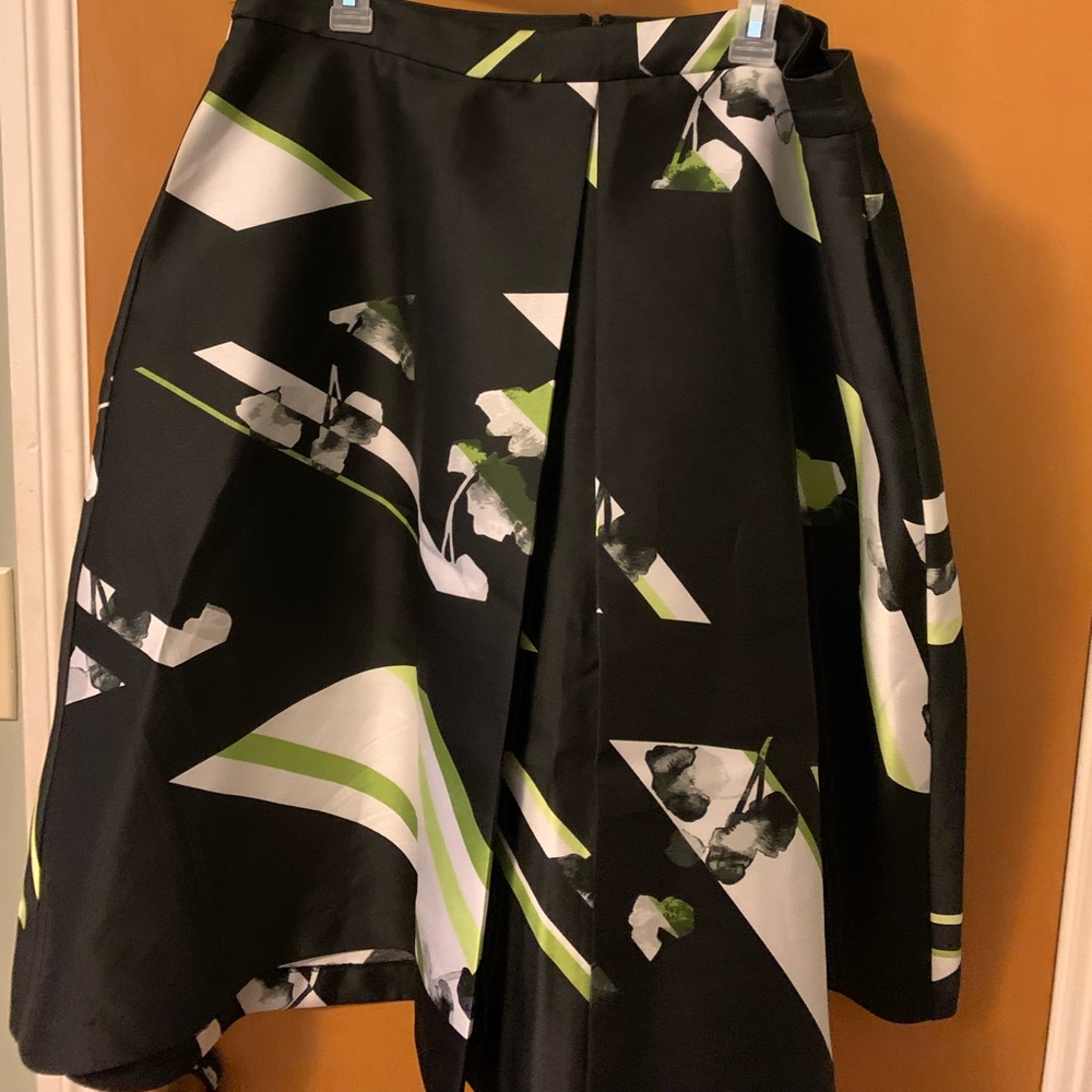 Women’s skirt